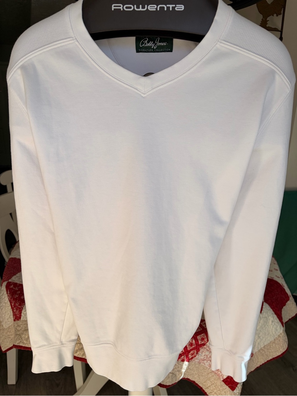 Bobby Jones Men’s White V-Neck Sweatshirt